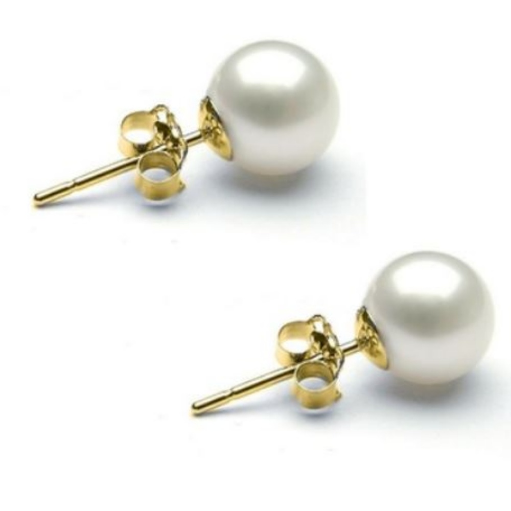 Cultured Pearl in 18K Gold